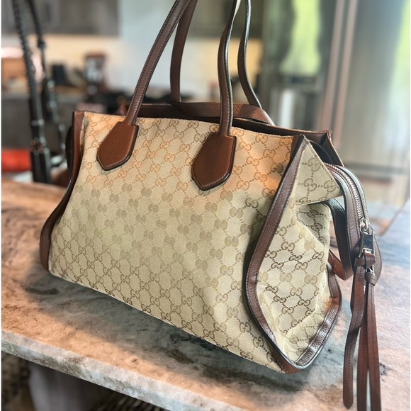 Authentic GUCCI Ramble original gg canvas and Brown leather layered tote - Picture 5 of 16